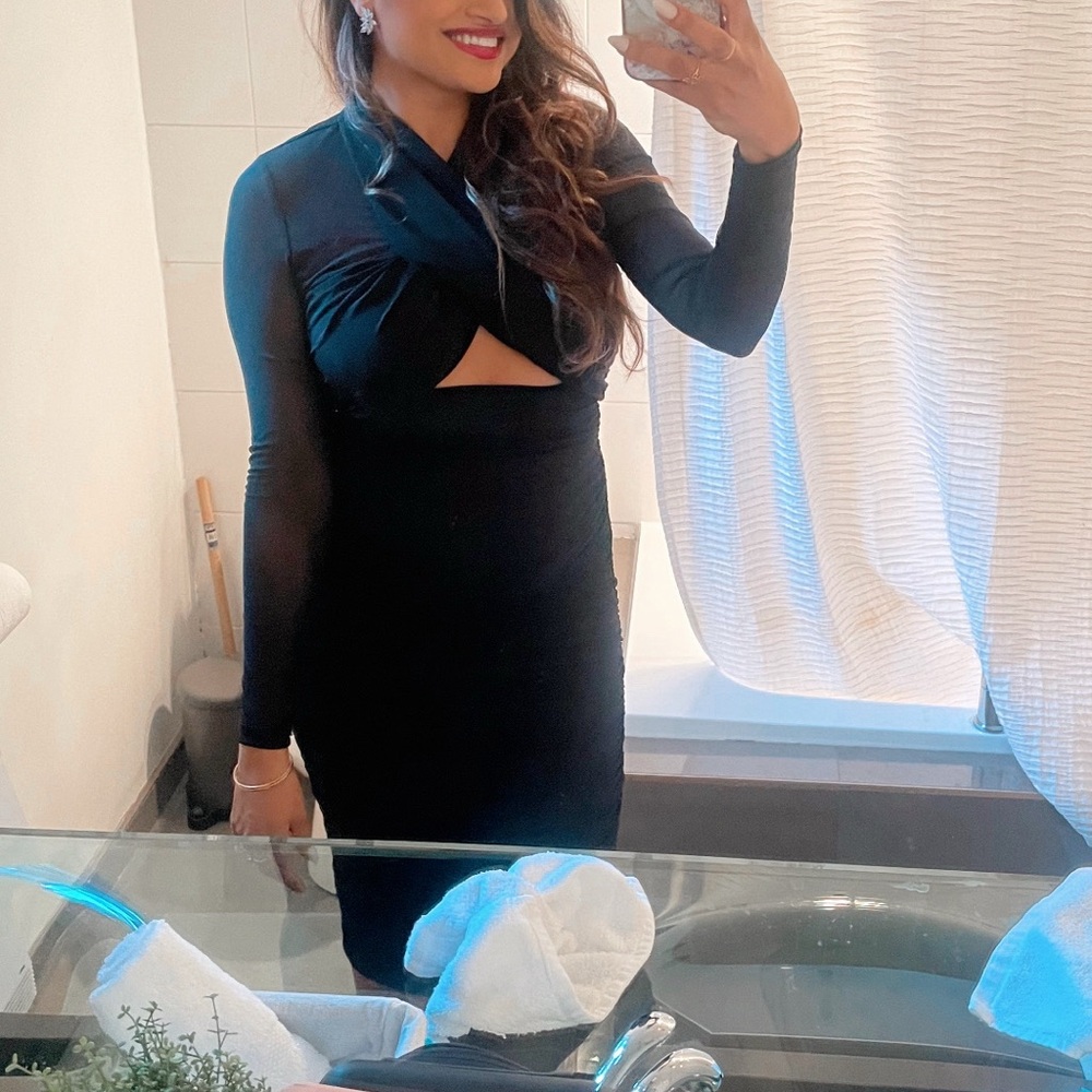 Long Sleeve Black Dress